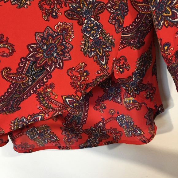 Loft‎ Scarlet Red Paisley Keyhole Popover Top - Picture 4 of 7